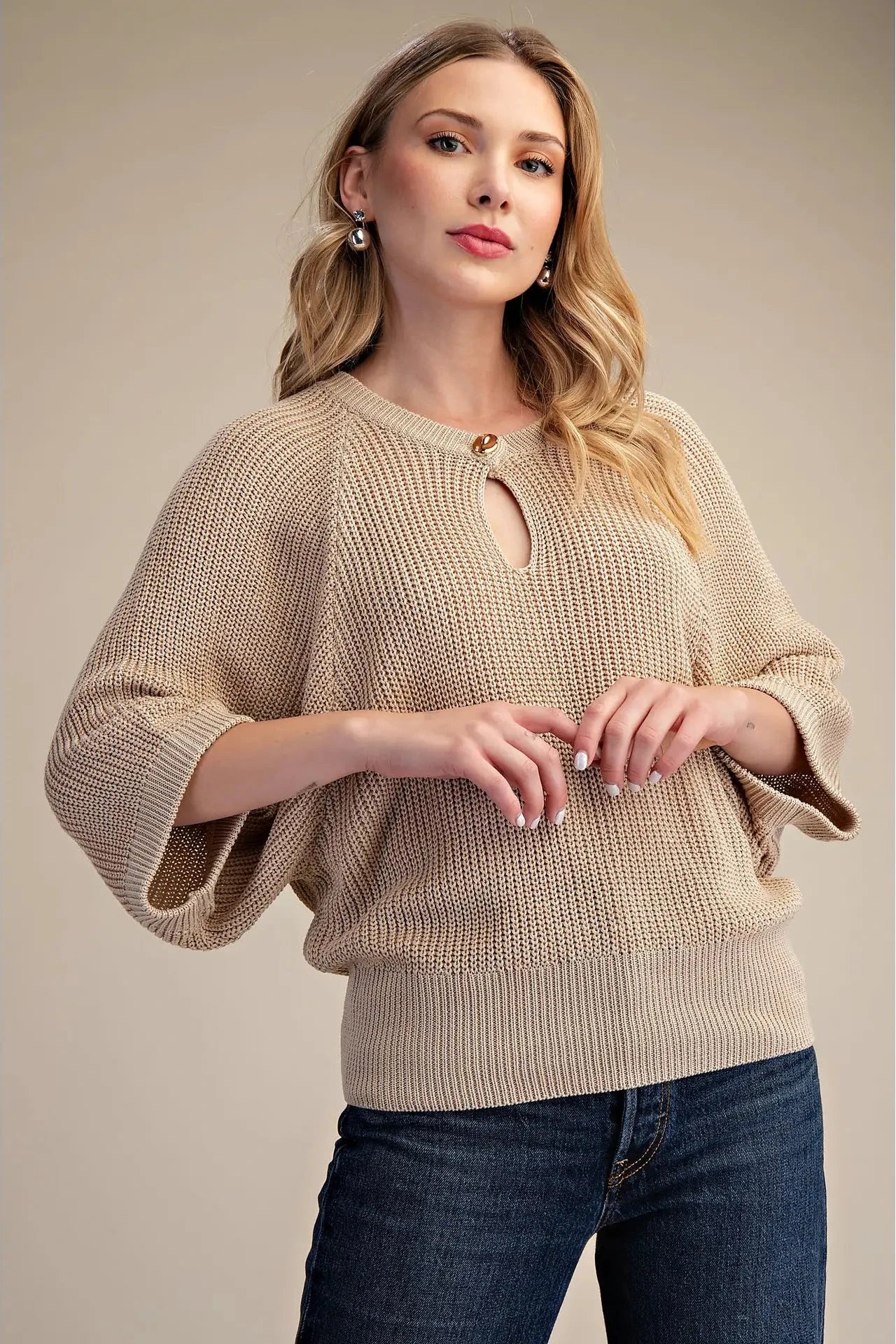 Round Neck Cropped Sleeve Sweater