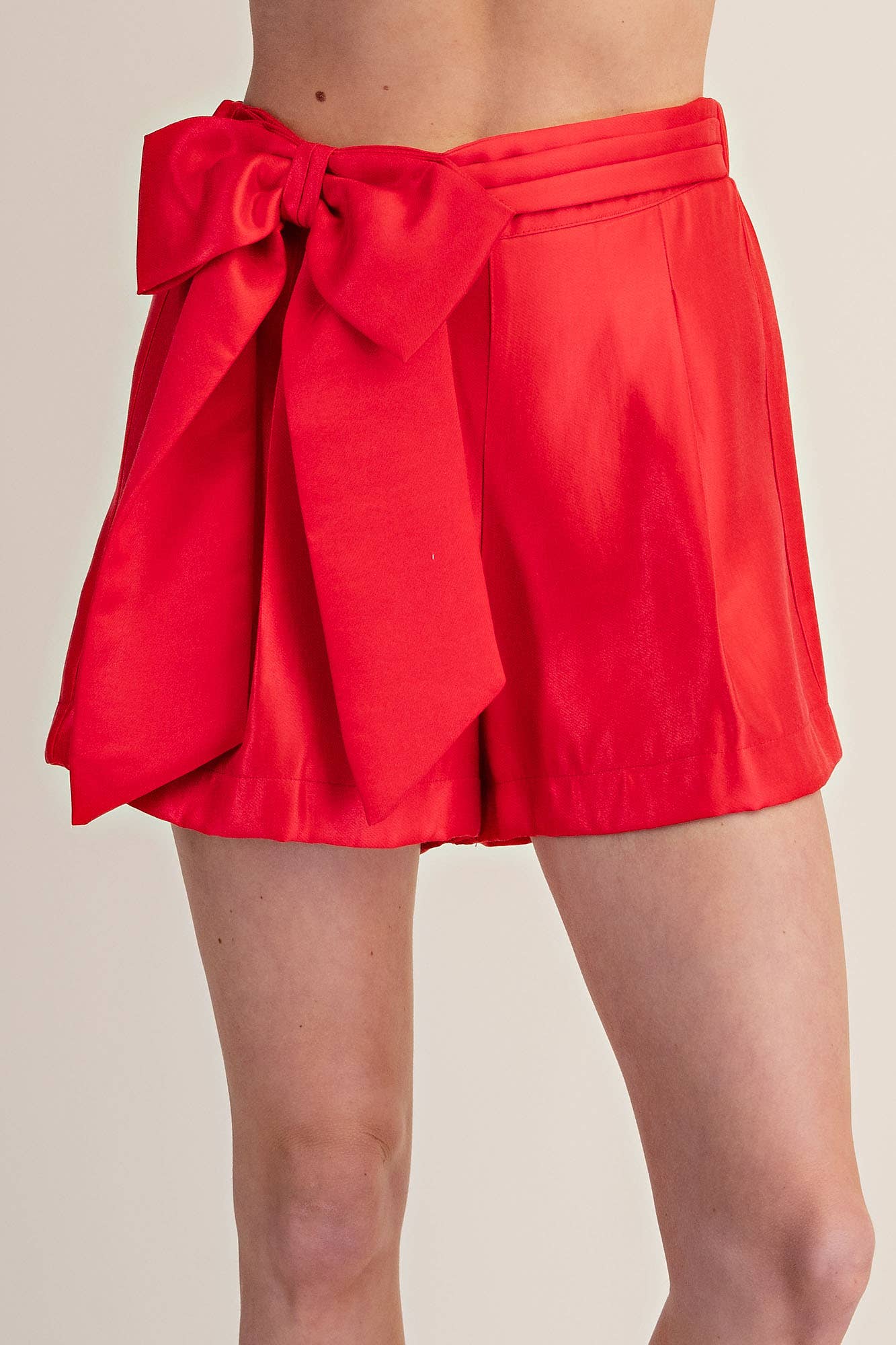 Bow Shorts High Waist Pleated- Red