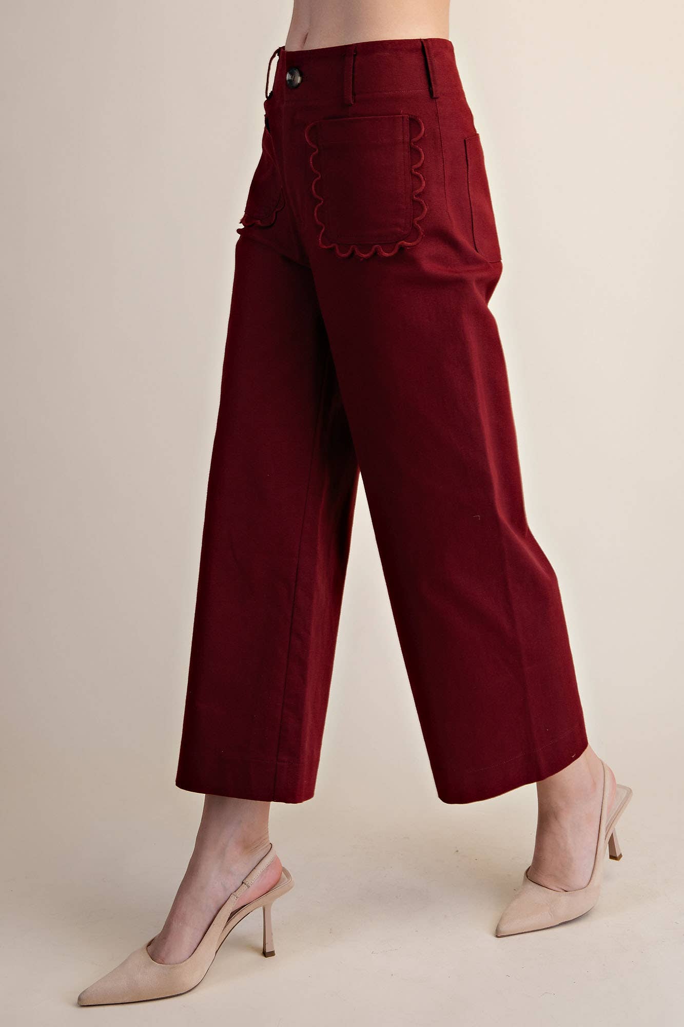 Cropped Scallop Pocket Detail Wide-Leg Pants- Burgundy