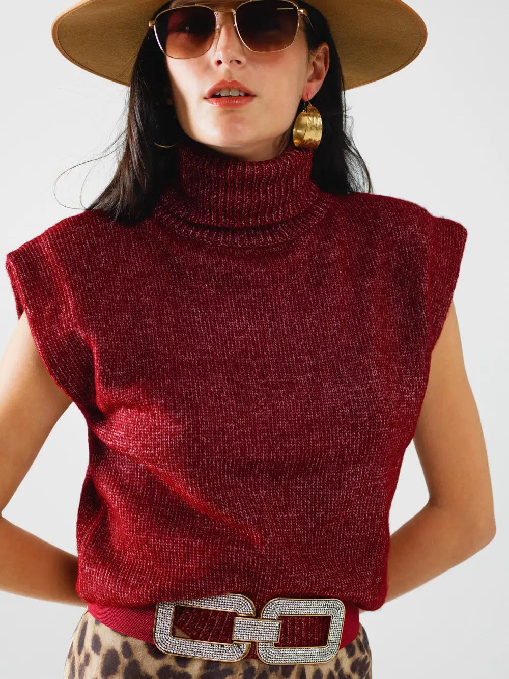 Turtleneck Sleeveless Sweater- Burgundy