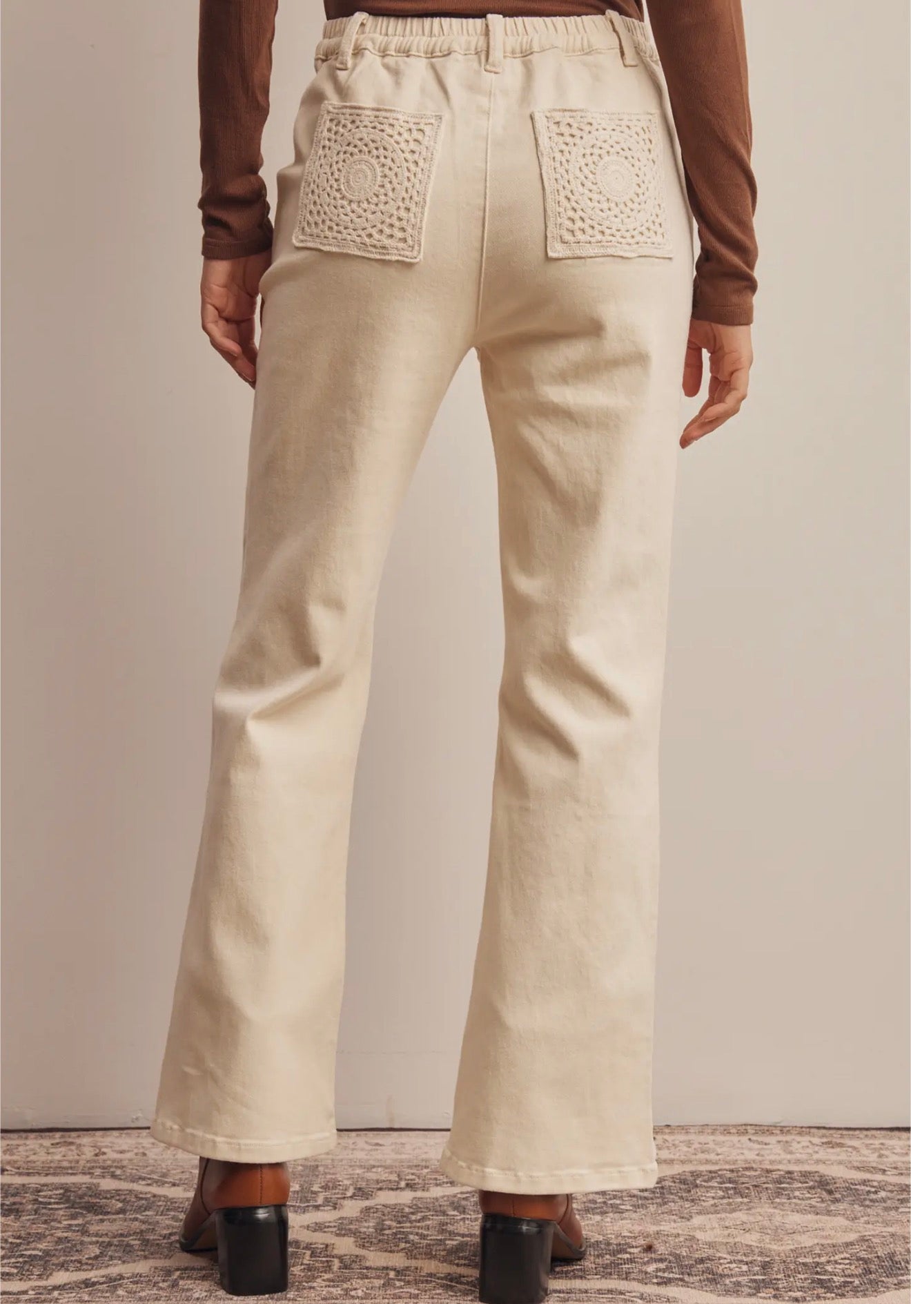 Crochet Pocket Stretch Flare Pants