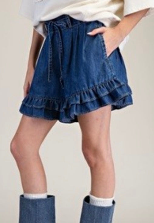 Ruffle Botton Washed Denim Shorts