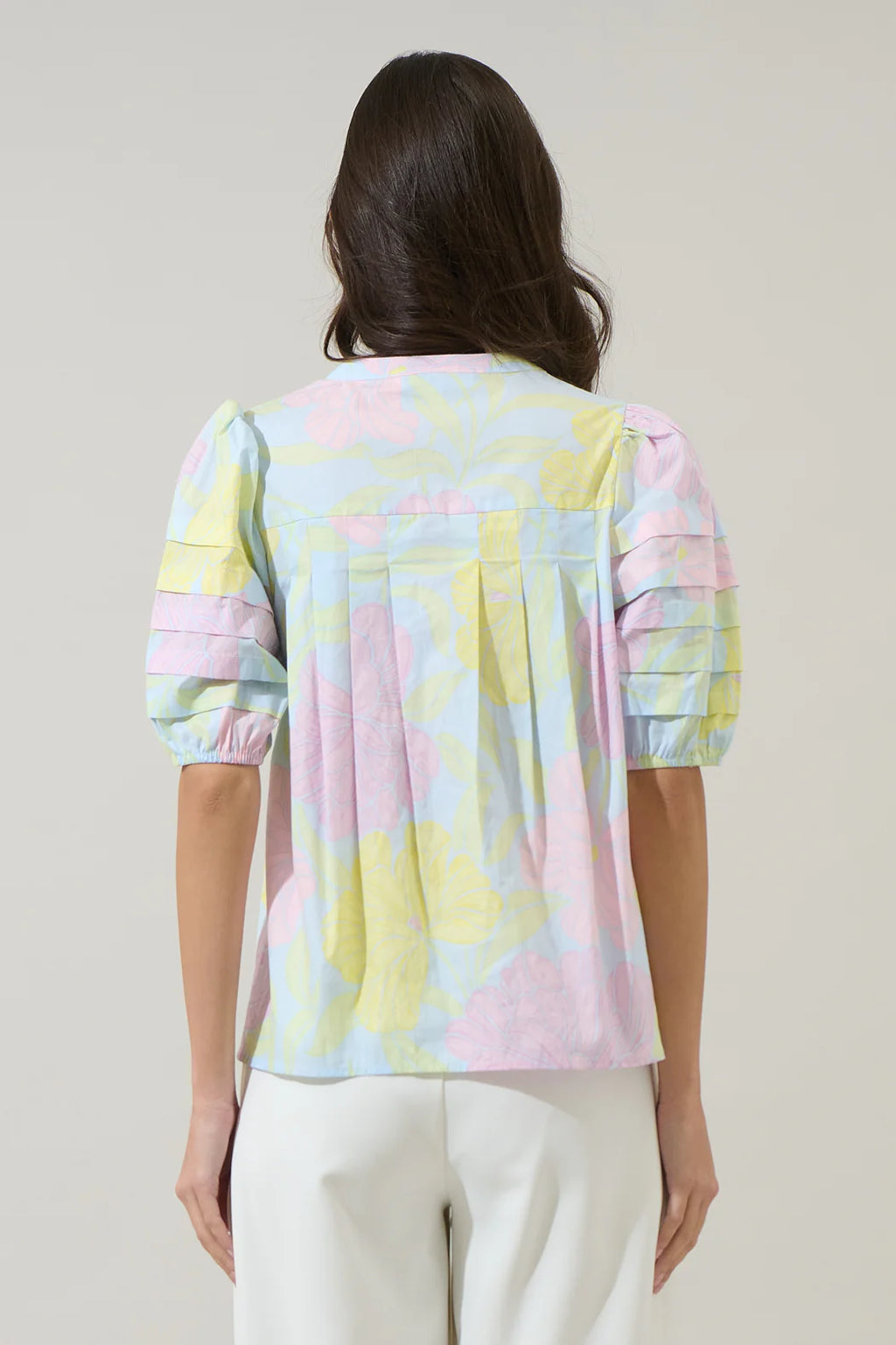Brisa Floral Court Button Down Top- Light Blue/Pink