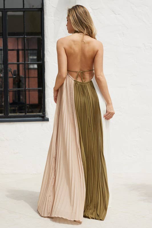 Halter Neck Pleated Colorblock Maxi Dress- Olive